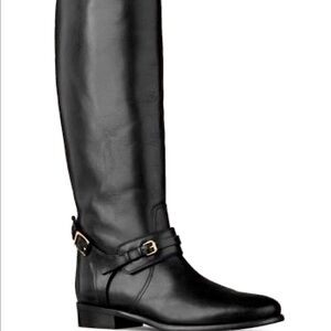 Burberry bridal  riding boot. NEW